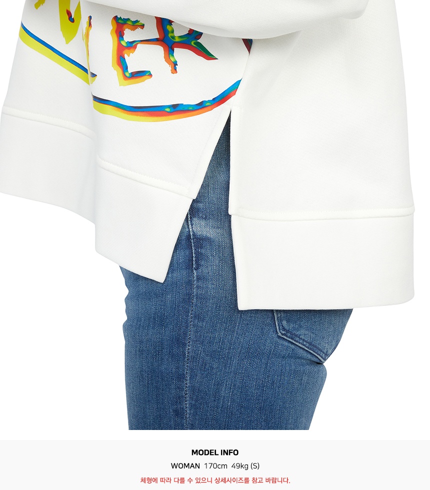 몽클레어(MONCLER) 스크래치 여성 맨투맨 8G00030 899TR 033 SC_8G00030 899TR 033_019
