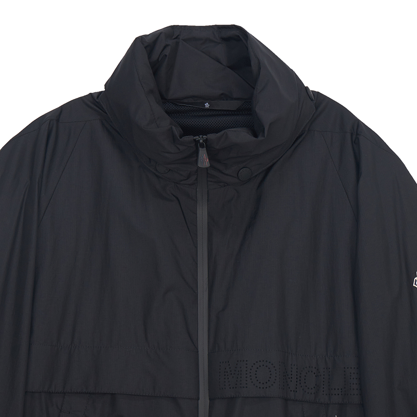 몽클레어 그레노블(MONCLER GRENOBLE) 네가라 남성 바람막이 자켓 1A00006 598E0 999 K1097