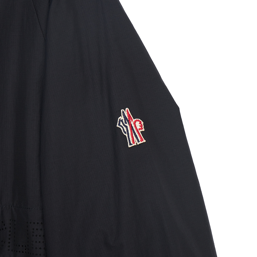 몽클레어 그레노블(MONCLER GRENOBLE) 네가라 남성 바람막이 자켓 1A00006 598E0 999 K1097