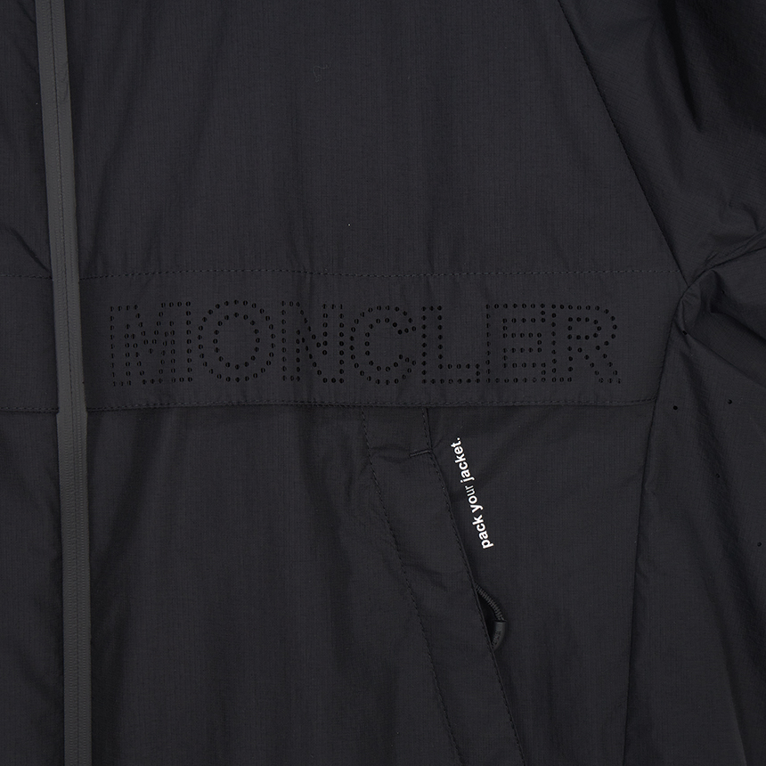 몽클레어 그레노블(MONCLER GRENOBLE) 네가라 남성 바람막이 자켓 1A00006 598E0 999 K1097