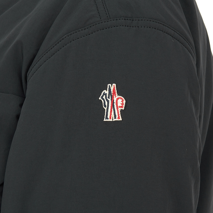 몽클레어 그레노블(MONCLER GRENOBLE) 비가노스 남성 패딩 점퍼 1A00039 597SL 999 K2097