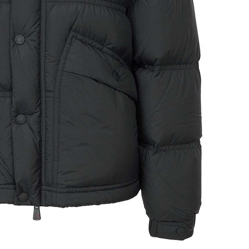 몽클레어 그레노블(MONCLER GRENOBLE) 세르누르 남성 패딩 점퍼 1A00046 596TM 999 K2097