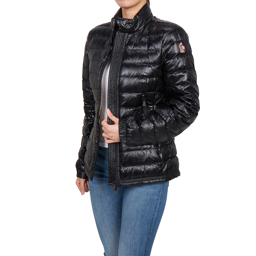 몽클레어 그레노블(MONCLER GRENOBLE) 왈리비 여성 패딩 점퍼 1A00058 597X6 999 K2098