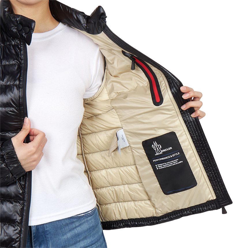 몽클레어 그레노블(MONCLER GRENOBLE) 왈리비 여성 패딩 점퍼 1A00058 597X6 999 K2098