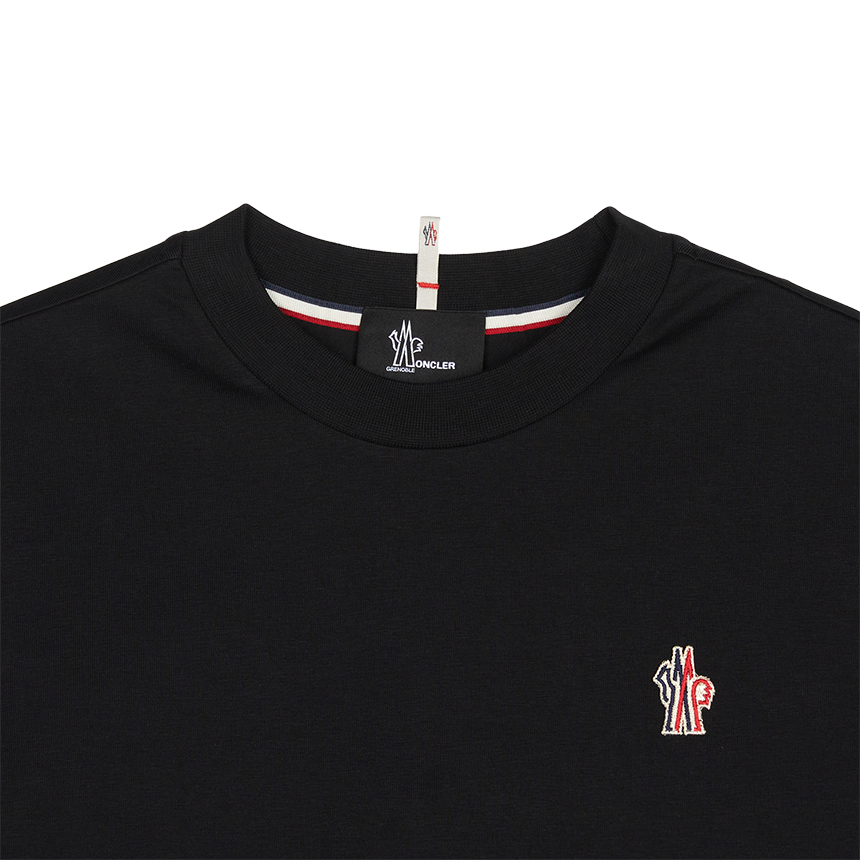 몽클레어 그레노블(MONCLER GRENOBLE) 여성 반팔티셔츠 8C00001 89AW1 999 K1098