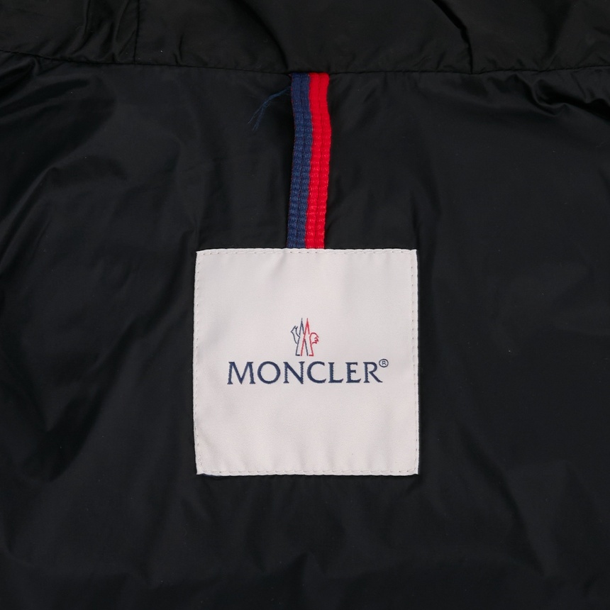 몽클레어키즈(MONCLER KIDS) 아보체 패딩 점퍼 (성인착용가능) 1A00072 53A5E 999 12A14A