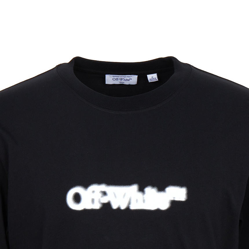 오프화이트(OFF WHITE) 스프레이 애로우 슬림 반팔 티셔츠 (남여공용) 44MAA027G5J00I 1001