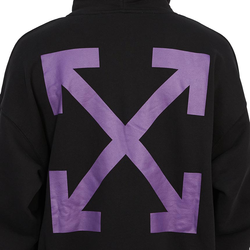 오프화이트(OFF WHITE) 애로우 카라바지오 멀씨 스케이트 남자 후드 기모 긴팔 맨투맨 티셔츠 OMBB085S 23FLE001 1036