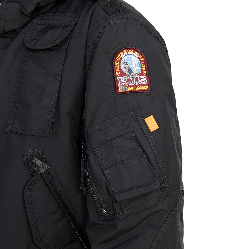 파라점퍼스(PARAJUMPERS) 고비 마스터피스 남자 숏 패딩 점퍼 PMJCKMA01 BLACK