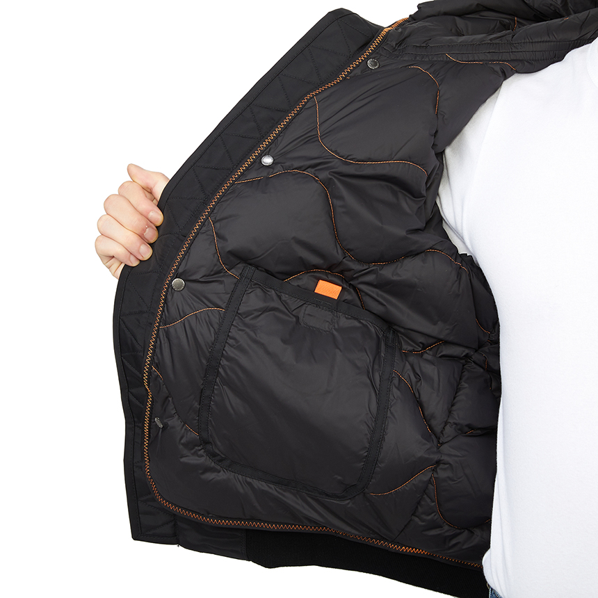 파라점퍼스(PARAJUMPERS) 고비 마스터피스 남자 숏 패딩 점퍼 PMJCKMA01 BLACK