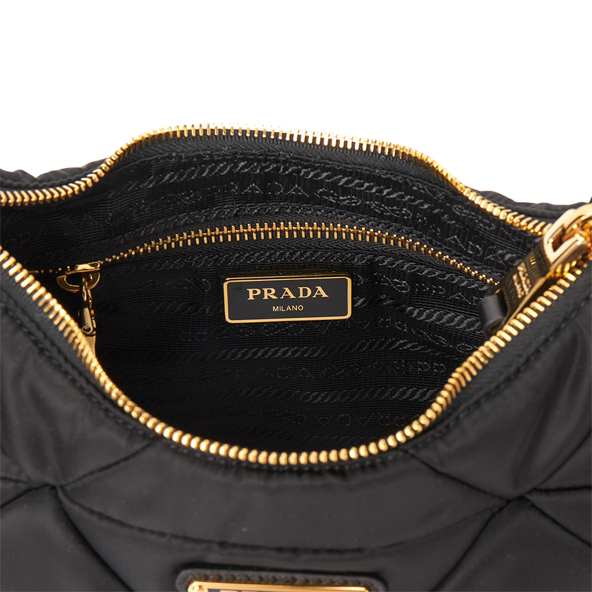프라다(PRADA) 리나일론 패딩 여성 호보백 1BC151 RDJN F0632 D9M