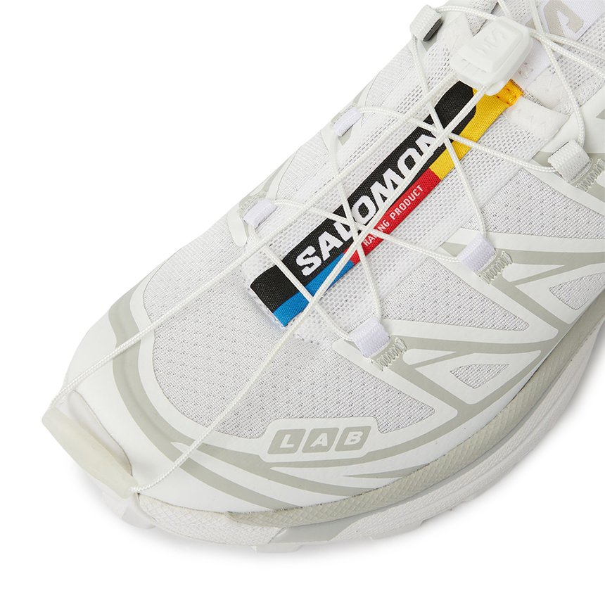 살로몬(SALOMON) XT-6 화이트 러닝화 (남여공용) L41252900