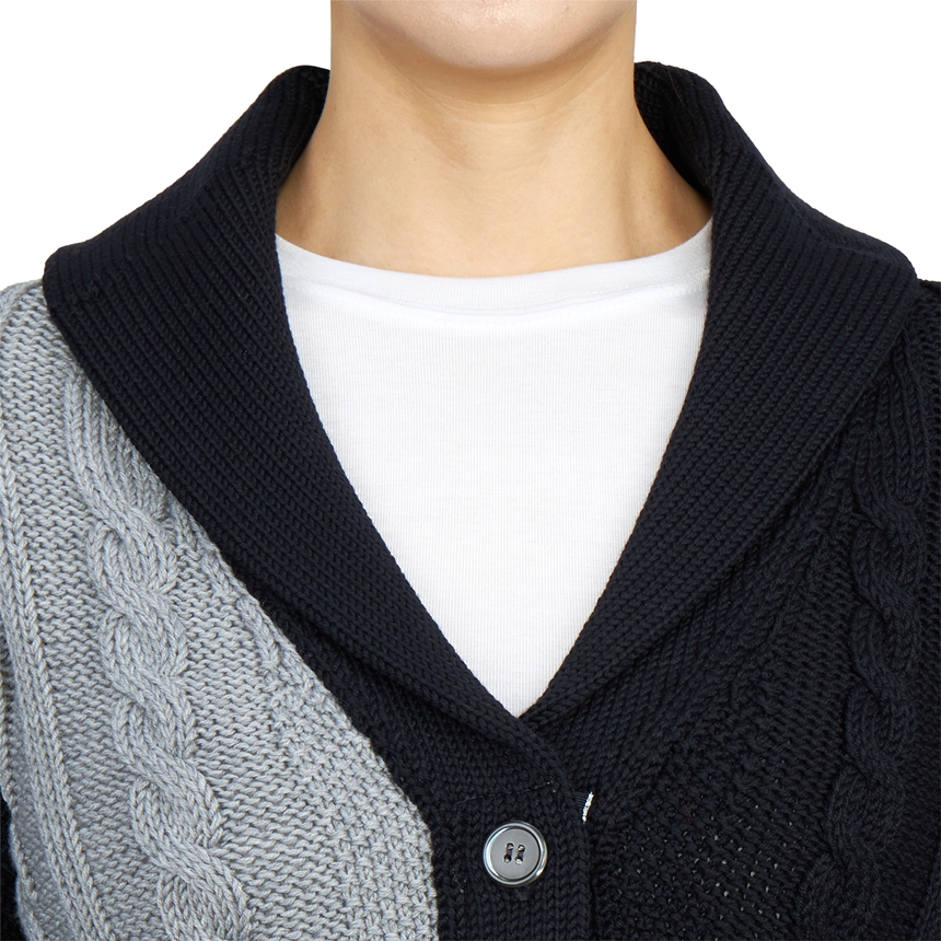 톰브라운(THOM BROWNE) 삼선 스트라이프 펀믹스 아이리스 케이블 스티치 여자 카라 울 가디건 FKC473F Y1024 415