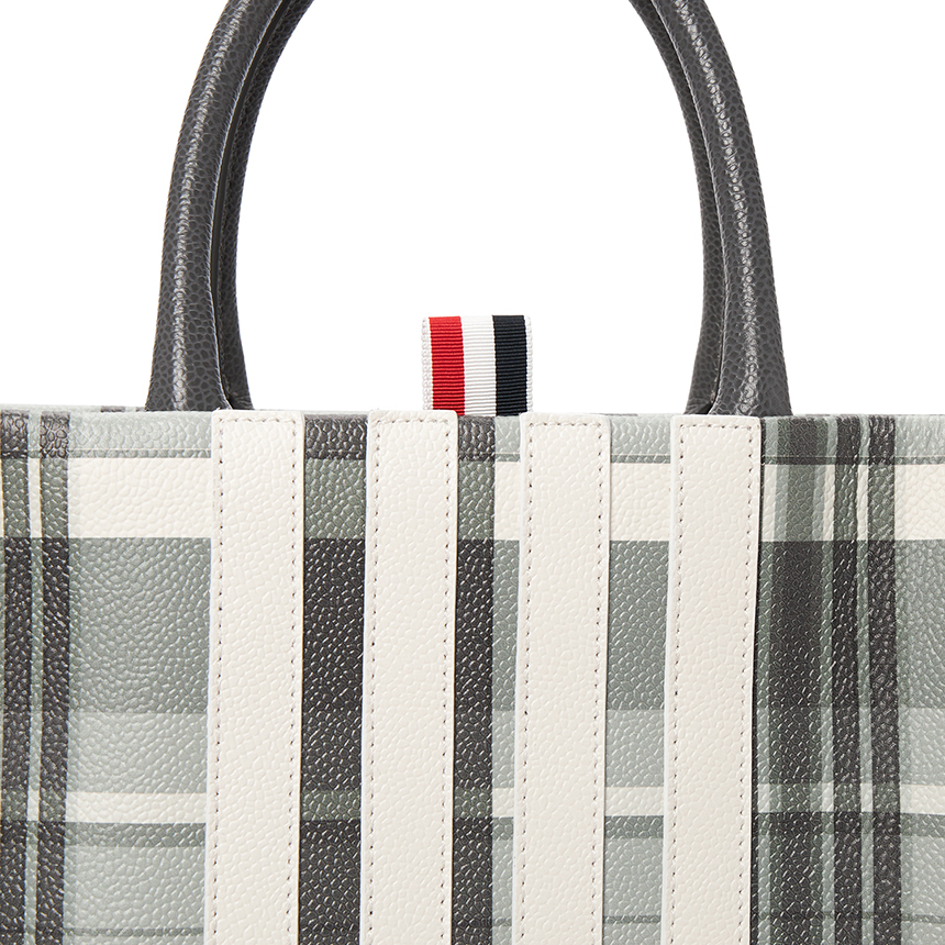 톰브라운(THOM BROWNE) 남성 토트백 MAG406A L0041 980