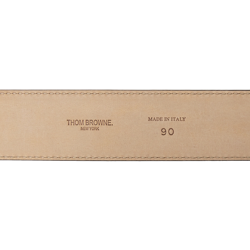 톰브라운(THOM BROWNE) 사선 아플리케 스트라이프 클래식 남자 캐쥬얼벨트 MCX049A 00198 001