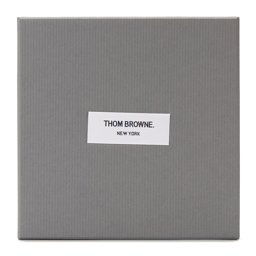 톰브라운(THOM BROWNE) 사선 아플리케 스트라이프 클래식 남자 캐쥬얼벨트 MCX049A 00198 001
