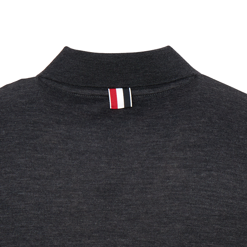 톰브라운(THOM BROWNE) 남성 반팔 니트 MJP228A J0213 015