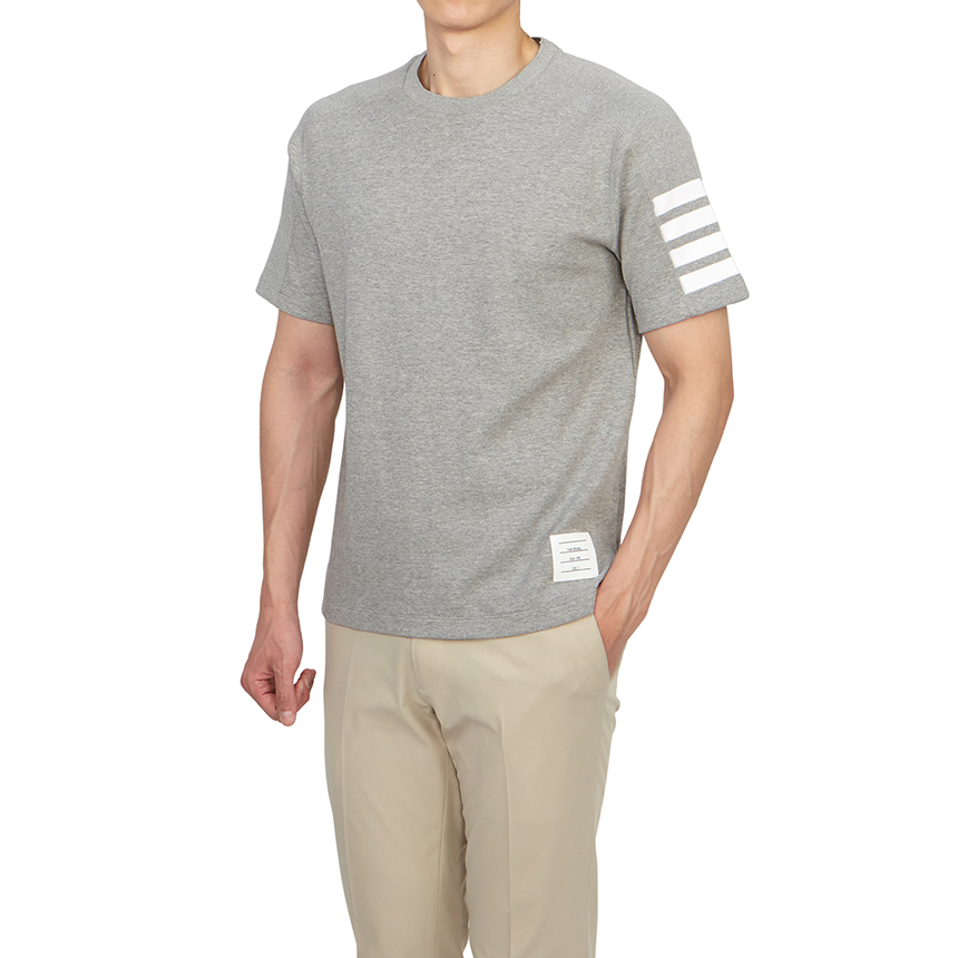 톰브라운(THOM BROWNE) 남성 반팔티셔츠 MJS246A 07323 055