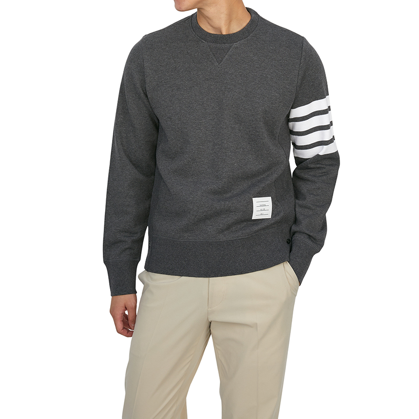 톰브라운(THOM BROWNE) 남성 맨투맨 MJT021H 00535 025