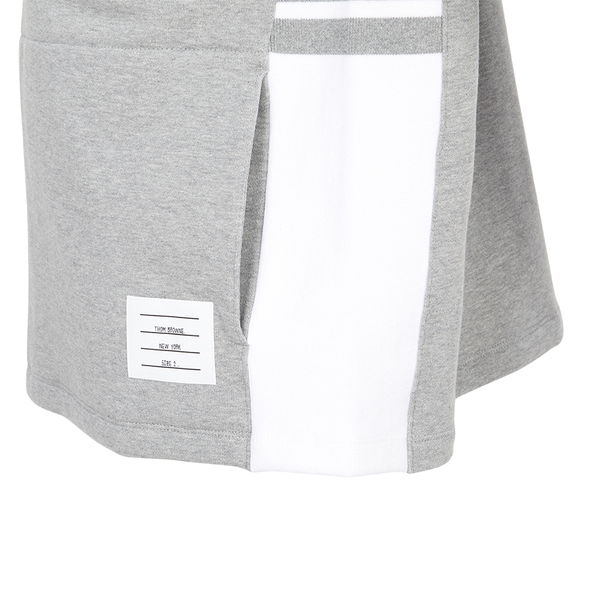 톰브라운(THOM BROWNE) 남성 반집업 맨투맨 MJT503A 03037 055