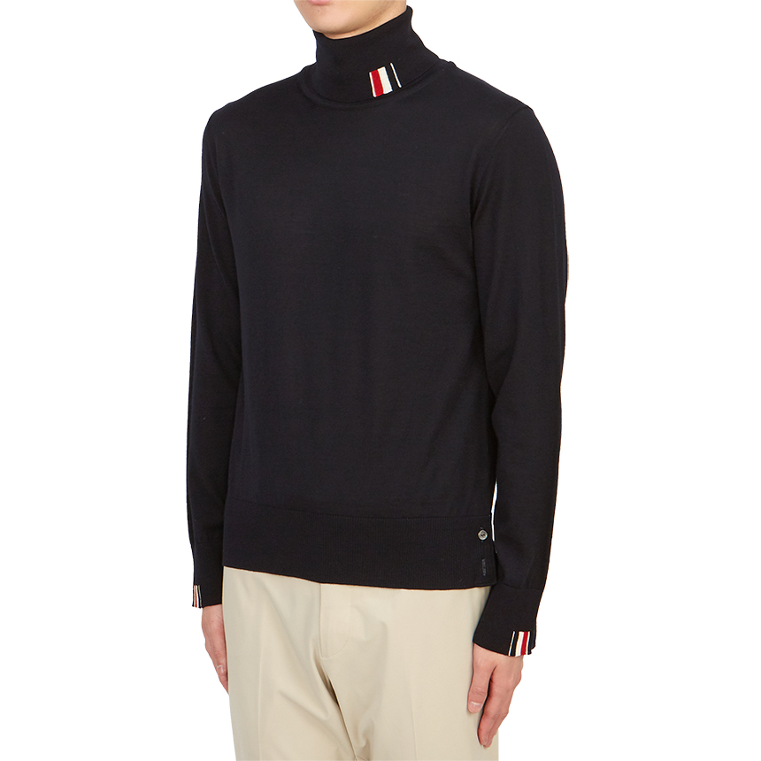 톰브라운(THOM BROWNE) 스크래치 남성 터틀넥 니트 MKA475A Y1014 415 SC_MKA475A Y1014 415_020
