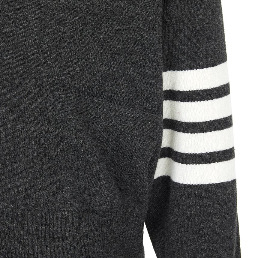 톰브라운(THOM BROWNE) 남성 크롭 가디건 MKCS01A 00011 022