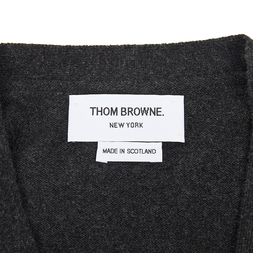 톰브라운(THOM BROWNE) 남성 크롭 가디건 MKCS01A 00011 022