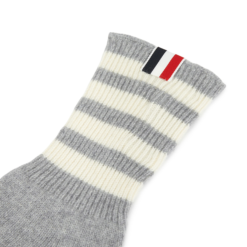 톰브라운(THOM BROWNE) 남성 장갑 MKG003A 00011 055