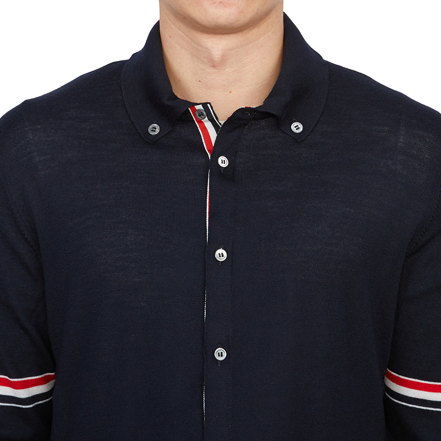 톰브라운(THOM BROWNE) 남성 카라 가디건 MKL005A Y1002 415