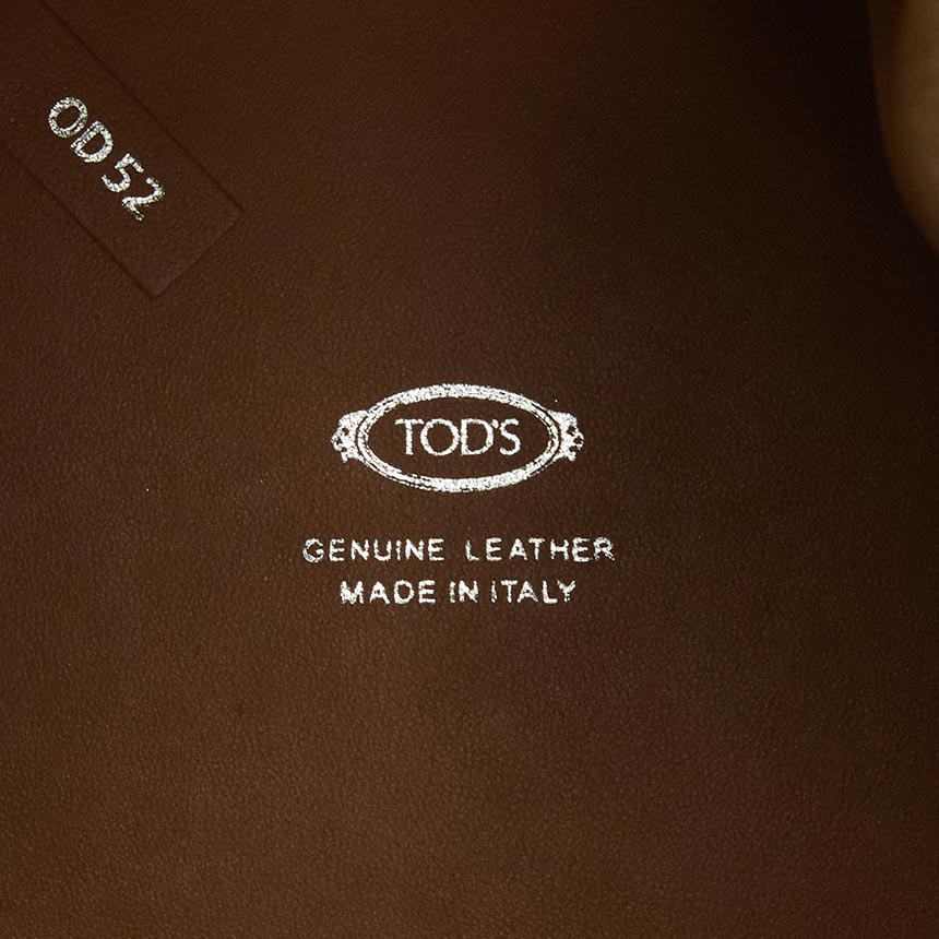 토즈(TODS) 여성 미니 버킷백 XBWBUZK0100UPPS410