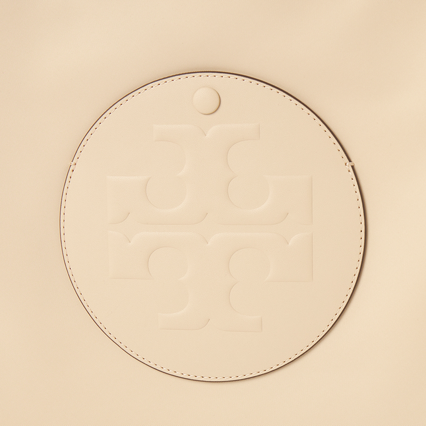 토리버치(TORYBURCH) 엘라 스몰 토트백 164757 650