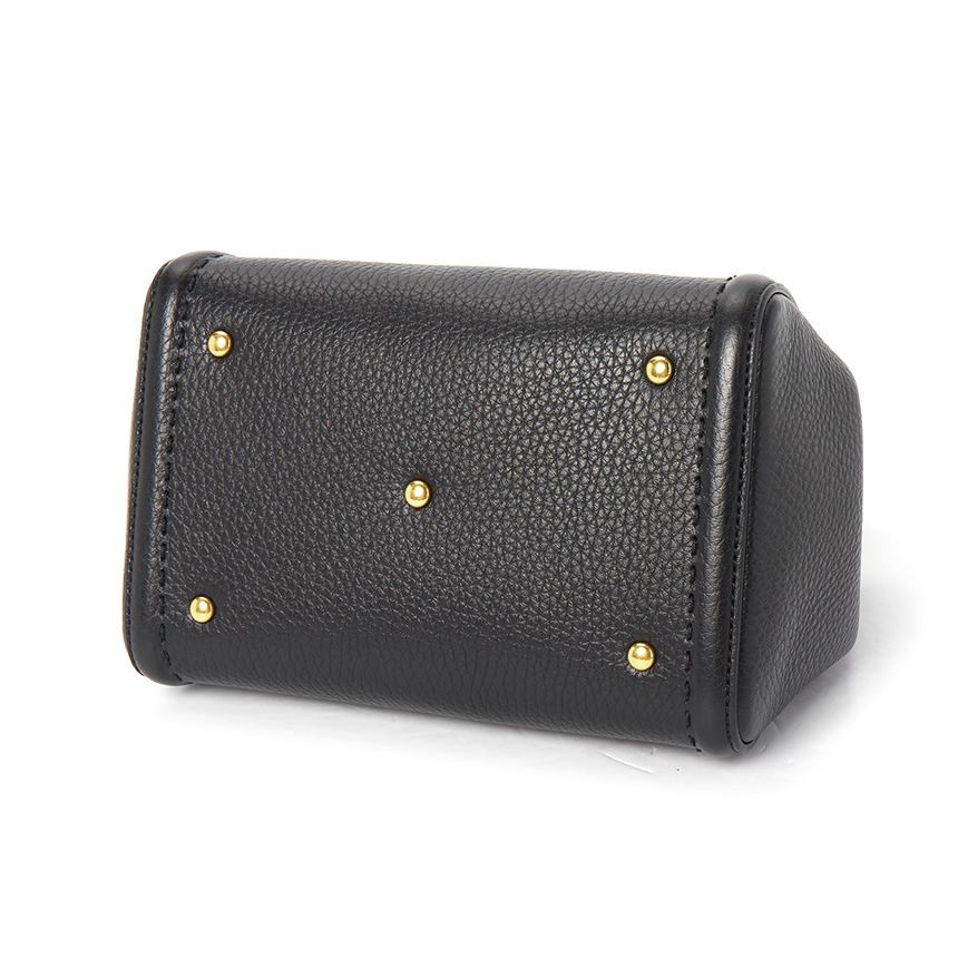 발렌티노(VALENTINO) 올타임 스몰 여성 토트백 7W2B0R22IMZ 0NO