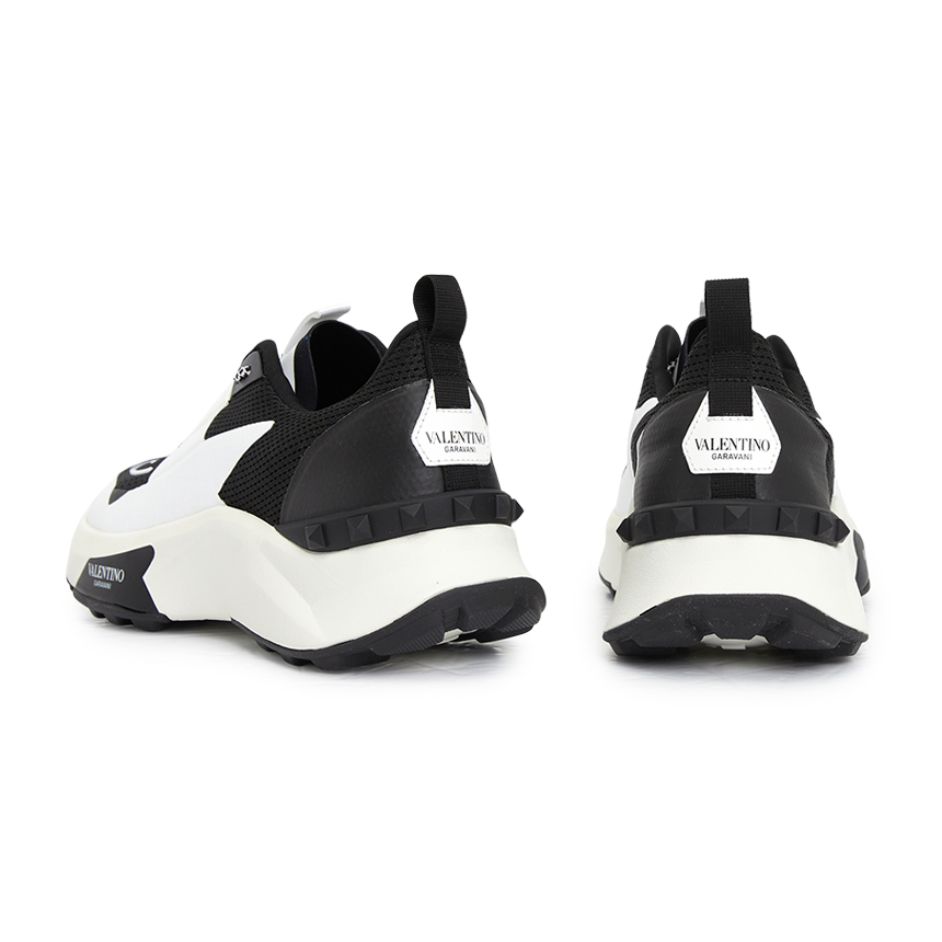 발렌티노(VALENTINO) 트루 액트 남성 스니커즈 7Y2S0H96PTN 0NI