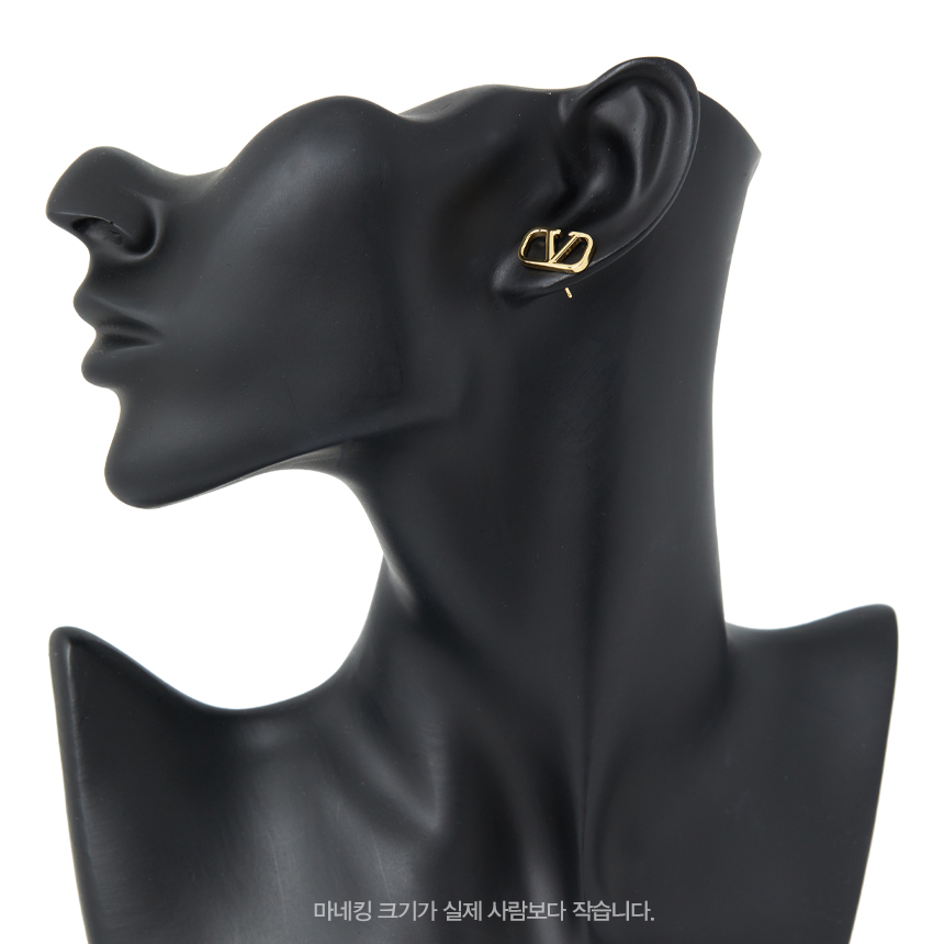 발렌티노(VALENTINO) 브이로고 시그니처 여성 귀걸이 8W2J0G76MET CS4