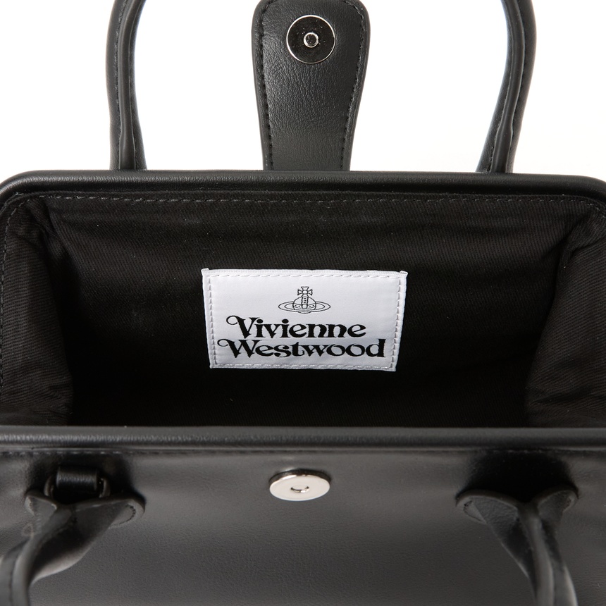 비비안웨스트우드(VIVIENNE WESTWOOD) 파멜라 스몰 여성 토트백 5801000PW S0026 N401