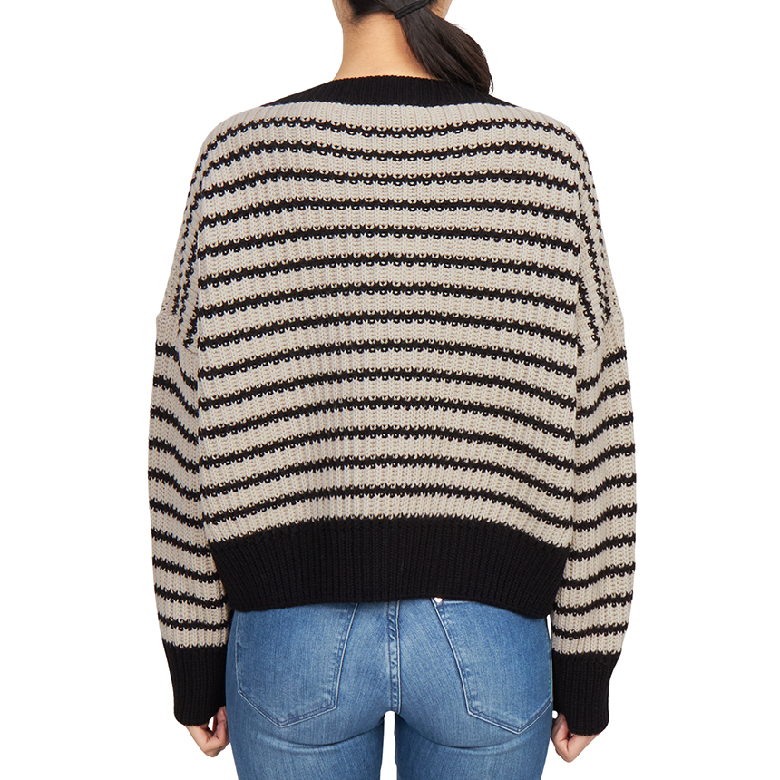 위켄드 막스마라(WEEKEND MAX MARA) 크롭 니트 EZOR 016 2525366242